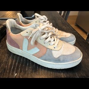 Veja Sneakers worn under 10 times